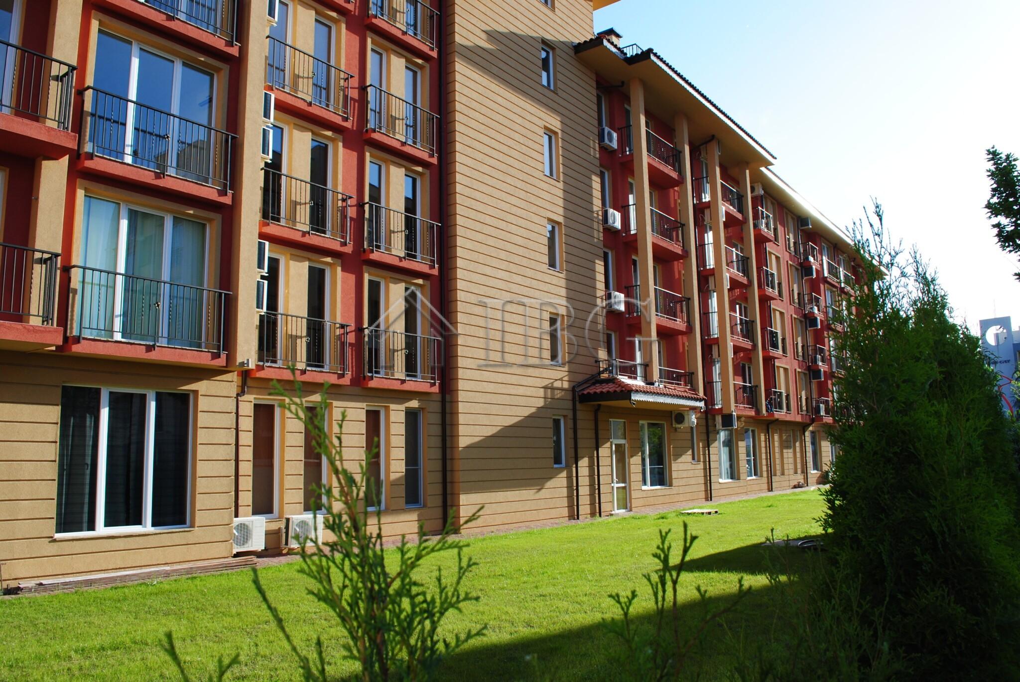1-Bedroom Apartment with Garden Sunny View Central, Block 7 (New Building) — photo 6
