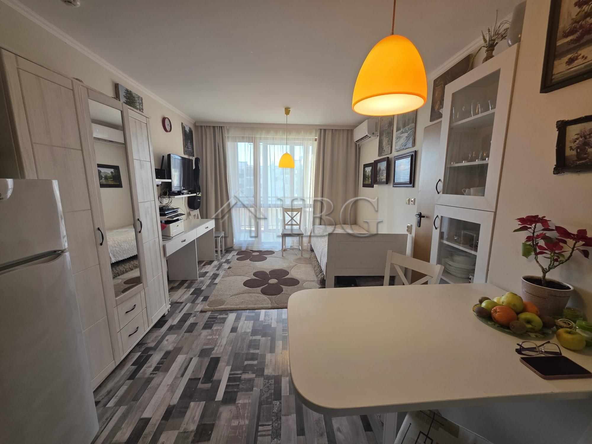 Studio with Balcony for Sale Villa Yurta, Sveti Vlas — photo 16 of 20