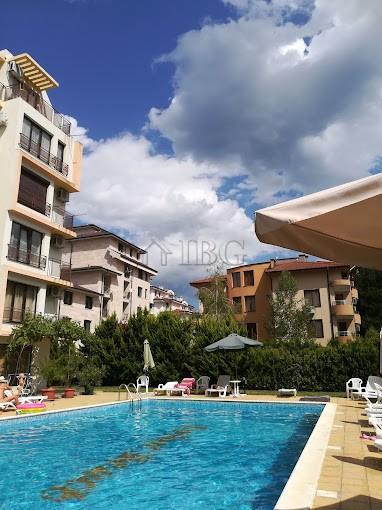 Pool view One bedroom apartment with 2 Bathrooms Amber Beach Complex, Sunny Beach — Sunny Beach