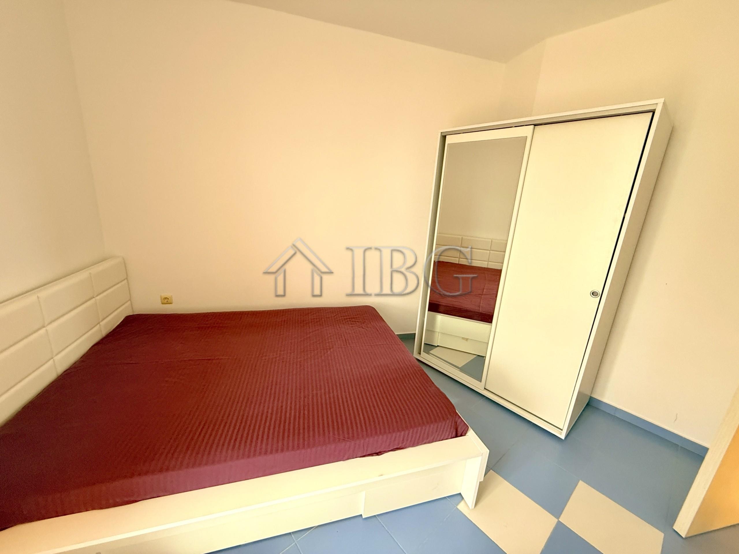 One-Bedroom Apartment with Mountain View in Butterfly Complex, Sveti Vlas — photo 14 of 18