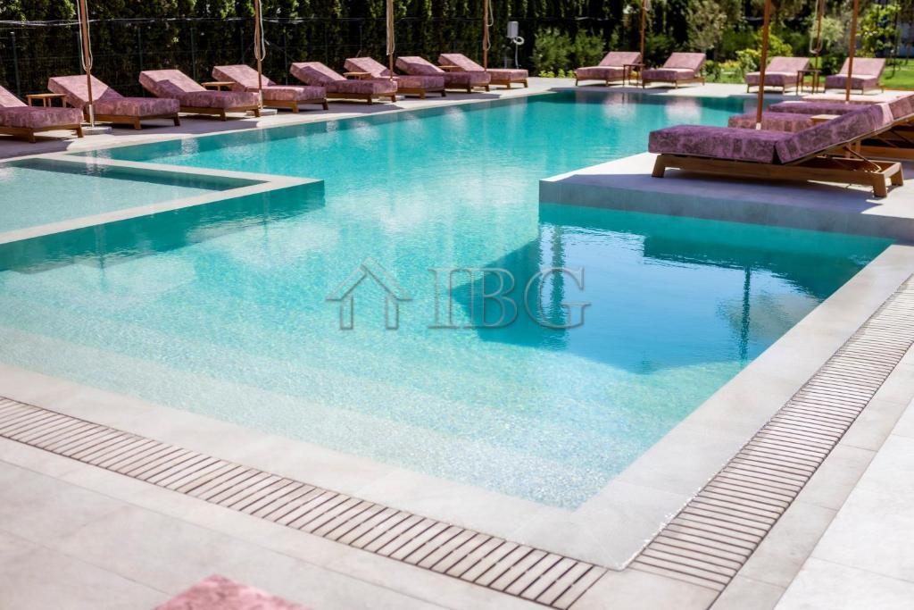 New 1-Bedroom Apartment with Pool View J'adore Secret Garden — photo 5