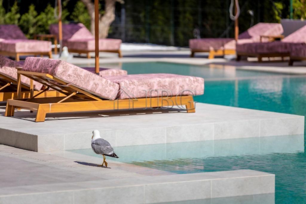 New 1-Bedroom Apartment with Pool View J'adore Secret Garden — photo 7 of 25