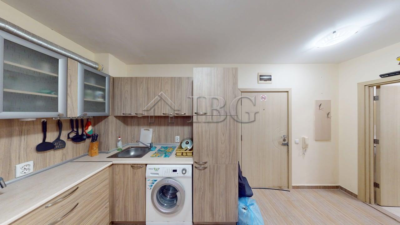 Comfortable One-Bedroom Apartment for Sale Rio Apartments — photo 6 of 15