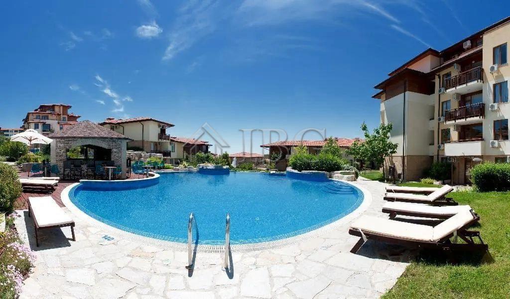 1-Bedroom Apartment with Park View Garden of Eden, Sveti Vlas — photo 19 of 20