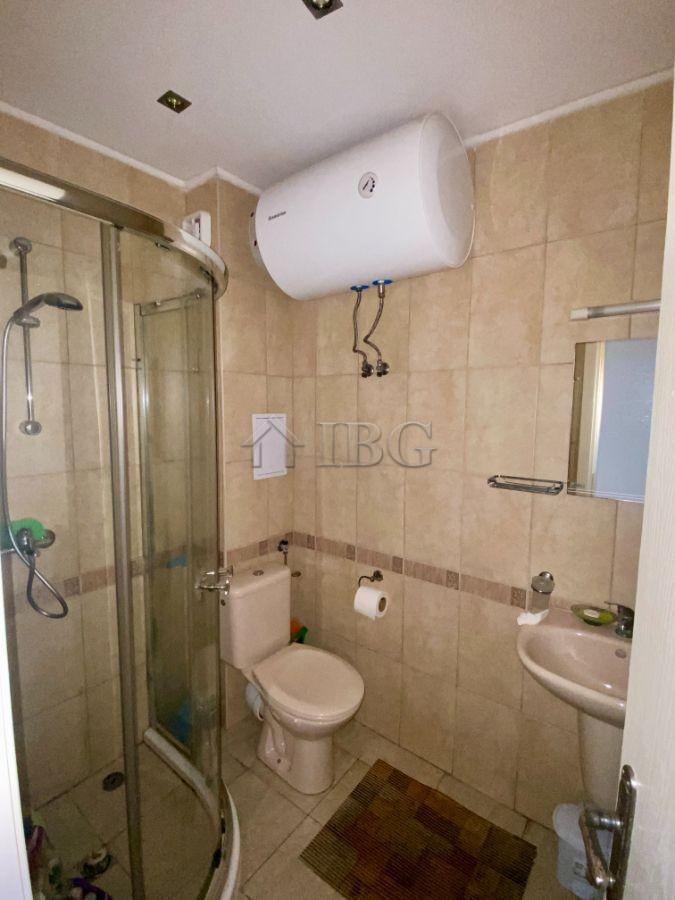 Two-bedroom apartment in Complex Sunset, 150 m. to the beach in Sveti Vlas — photo 12 of 18