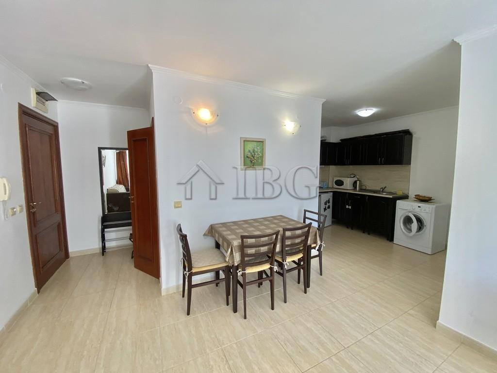 One-Bedroom apartment with Pool View, Etara 1, Sveti Vlas — photo 4 of 21