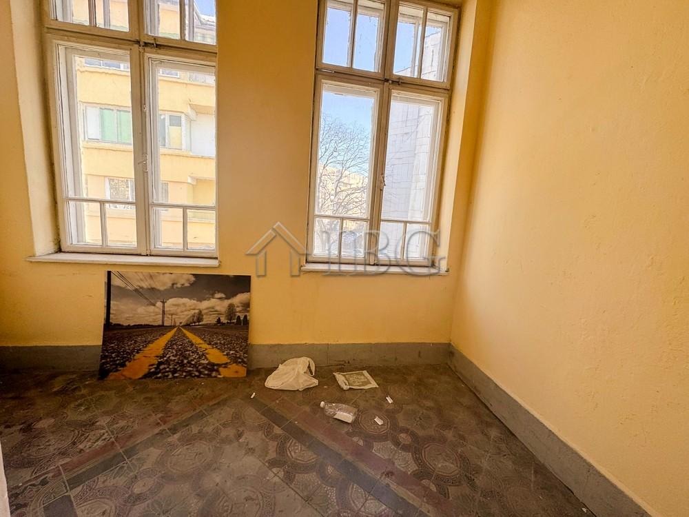 Small office for Rent in the Center of Ruse — Ruse