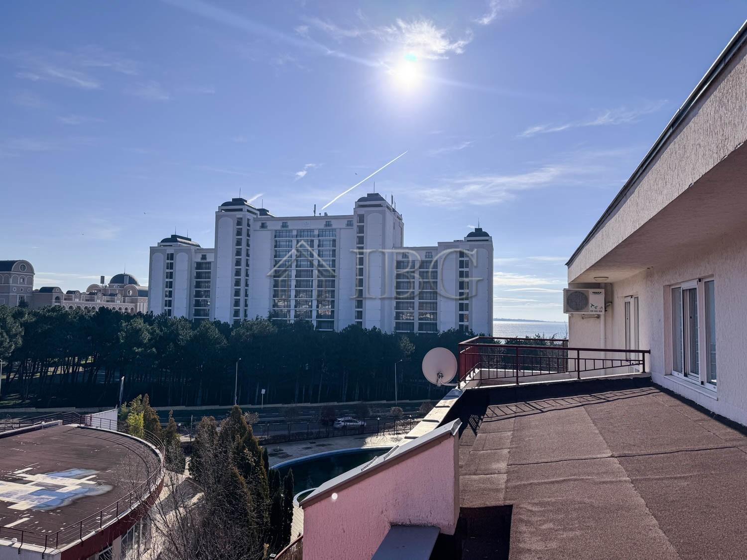 Stylish Apartment with 2 bedrooms, 2 bathrooms Sea View Green Fort, Sunny Beach — photo 17 of 25