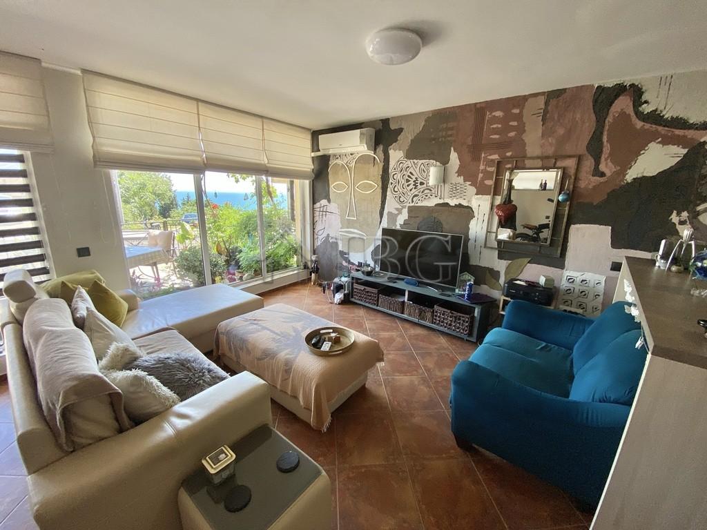 Sea View apartment with 3 bedrooms and 2 bathrooms in Sveti Vlas, no maintenance fee — photo 4