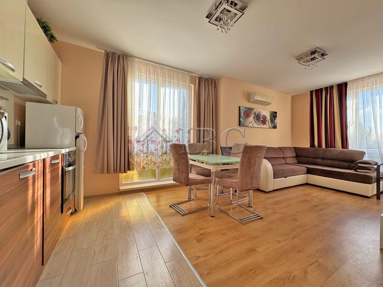 Apartment with 2 bedrooms, 2 bathrooms Pool View Messembria Palace, Sunny Beach — photo 3