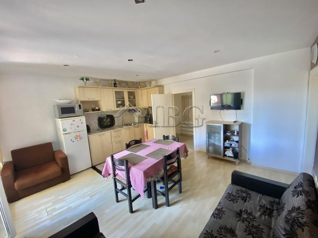 Two-bedroom apartment in Complex Sunset, 150 m. to the beach in Sveti Vlas — photo 5 of 18