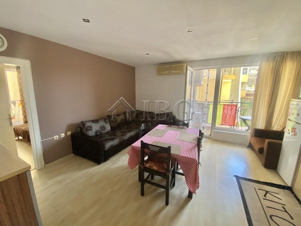 Two-bedroom apartment in Complex Sunset, 150 m. to the beach in Sveti Vlas — photo 2