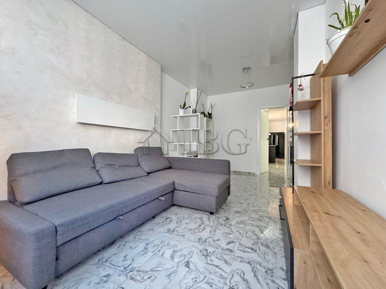 Spacious Three-Room Apartment with Large Terrace Sol e Mar, Sunny Beach — photo 17 of 24