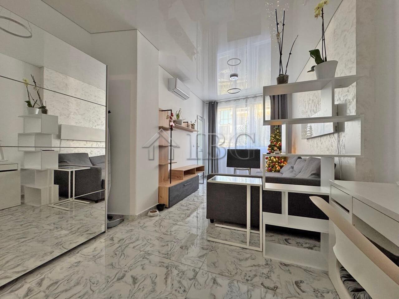 Spacious Three-Room Apartment with Large Terrace Sol e Mar, Sunny Beach — photo 19 of 24