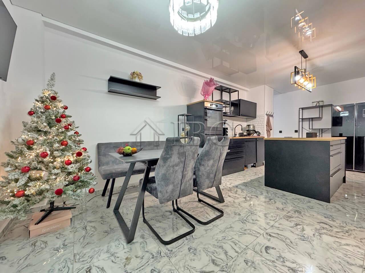 Spacious Three-Room Apartment with Large Terrace Sol e Mar, Sunny Beach — photo 7 of 24