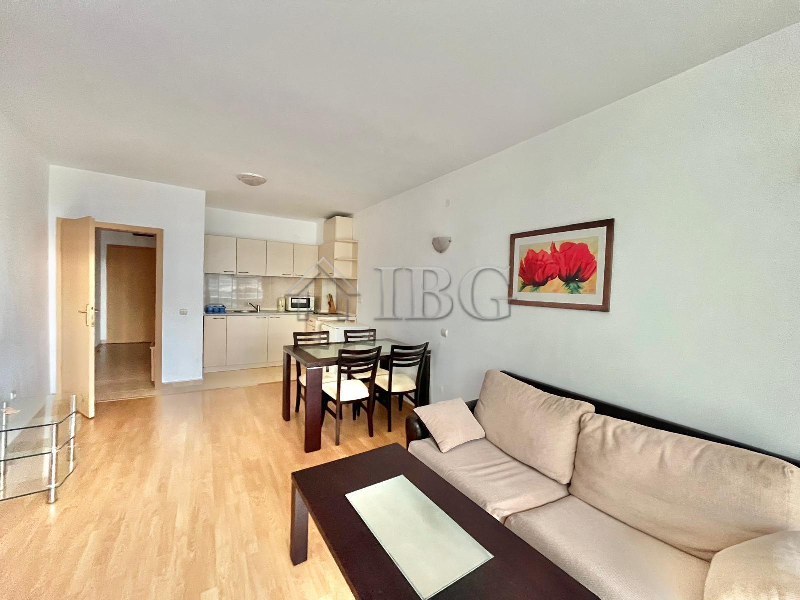 Apartment with 2 Bedrooms, 2 bathrooms Sunny Holiday, Sunny Beach — photo 3