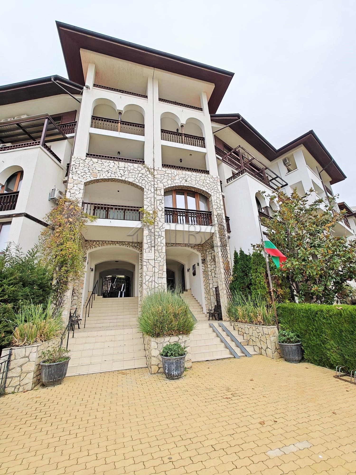 Excellent Studio Apartment with separate kitchen and balcony Arena 1, Sveti Vlas - First Line to the Sea — photo 11 of 20