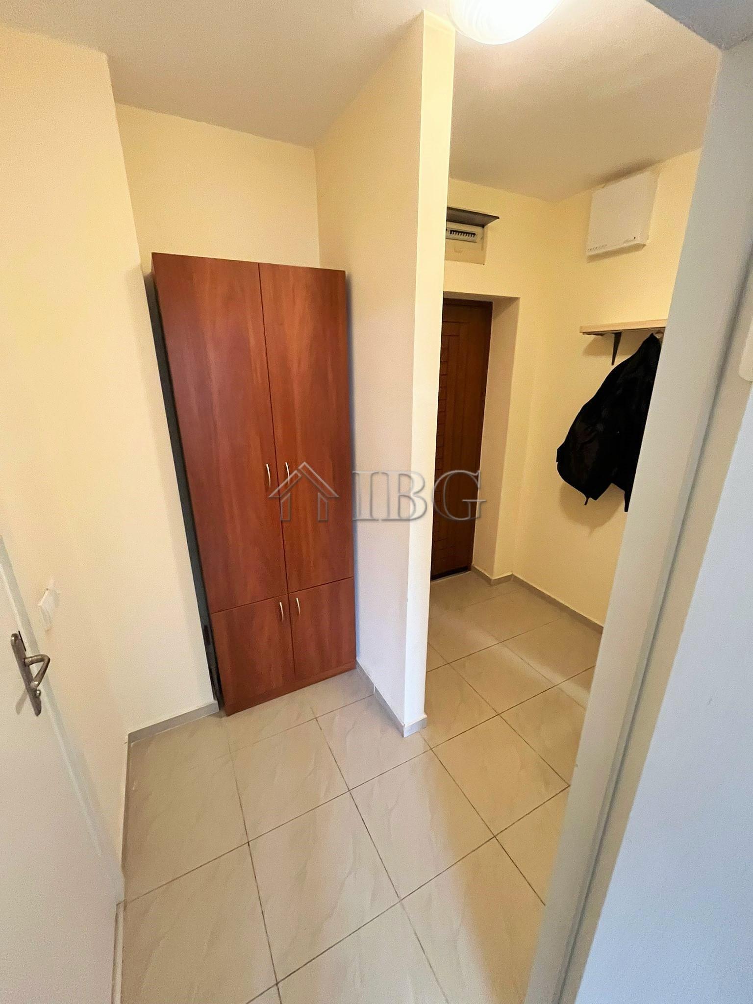 Furnished 1-bedroom apartment near Cacao Beach in Sun City 3, Sunny Beach — photo 10 of 11