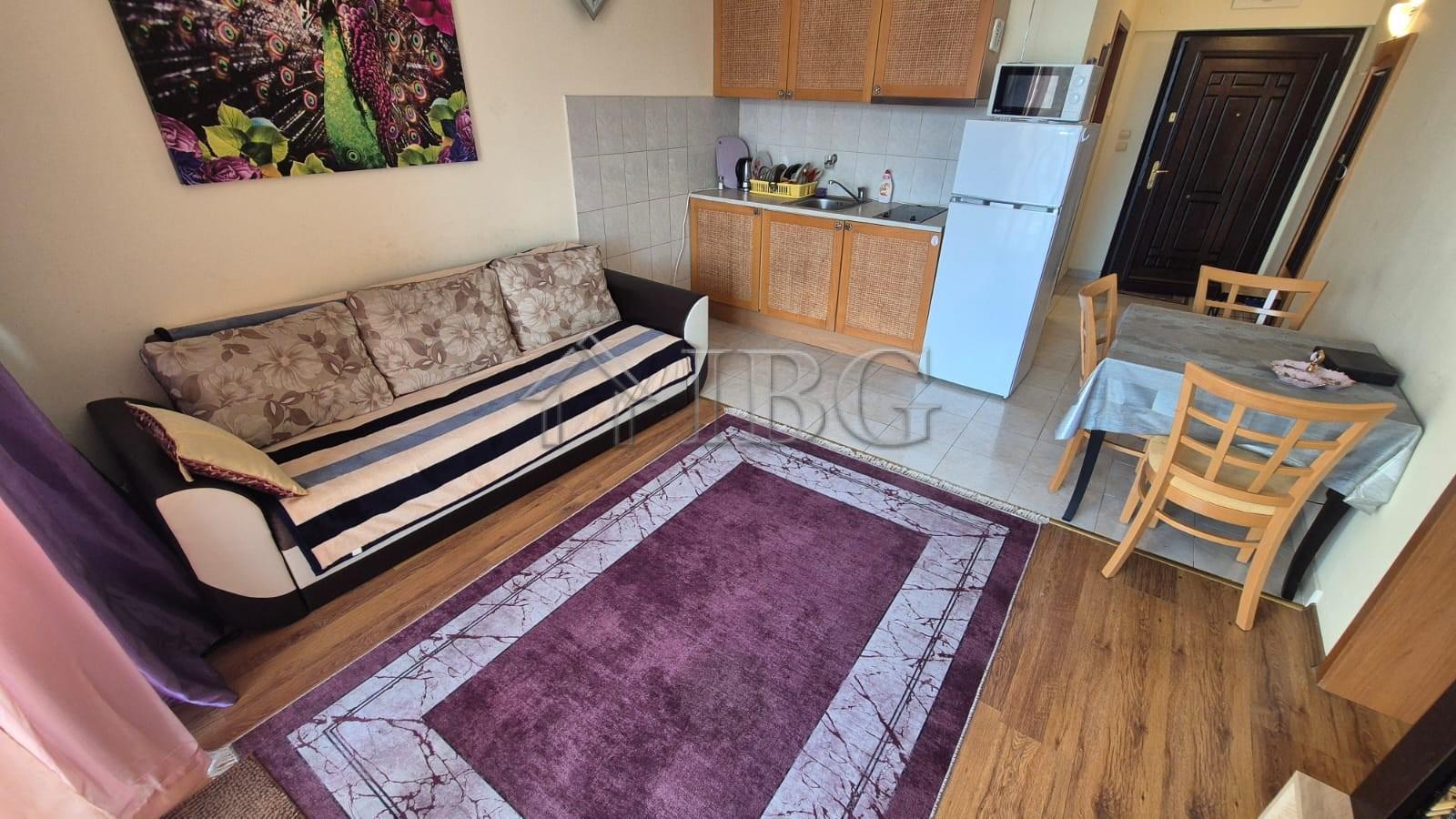 1-bedroom apartment in Semiramida Gardens, Sunny Beach — photo 4 of 23