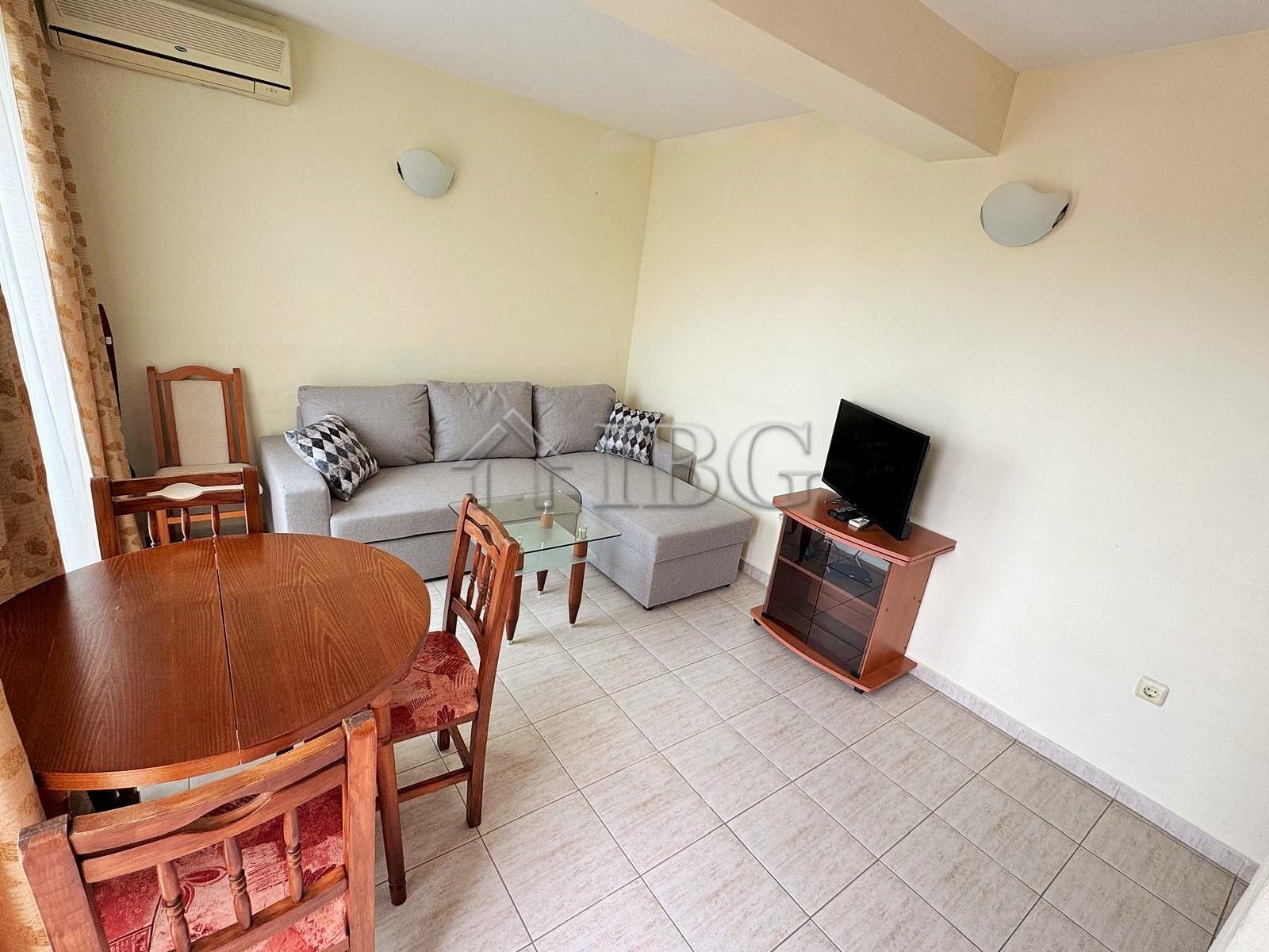 2-room apartment with Pool View for sale Pollo Resort, Sunny Beach — photo 5 of 19
