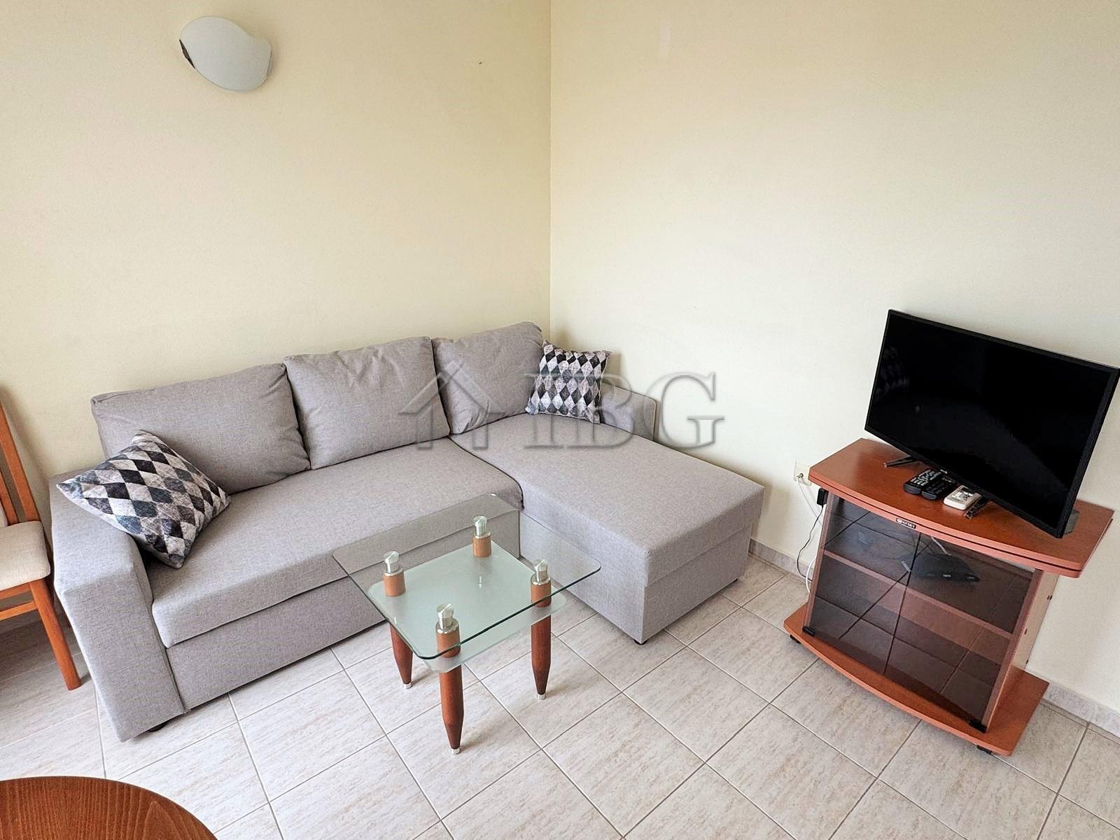 2-room apartment with Pool View for sale Pollo Resort, Sunny Beach — photo 6 of 19