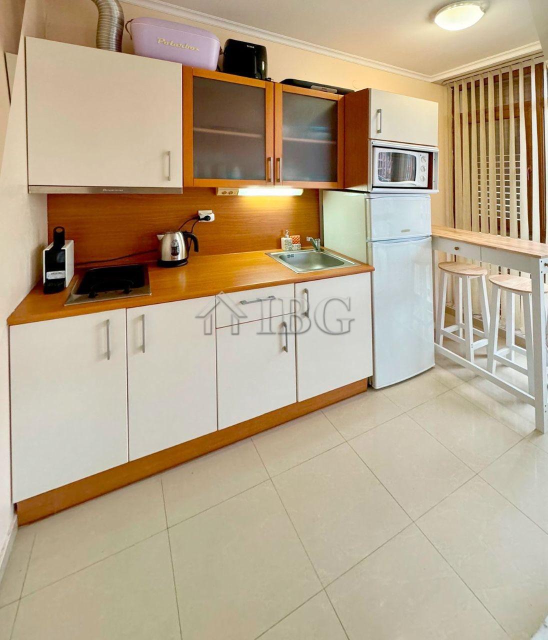 Furnished Studio with separate kitchen and balcony Sun City 1, Sunny Beach — photo 2