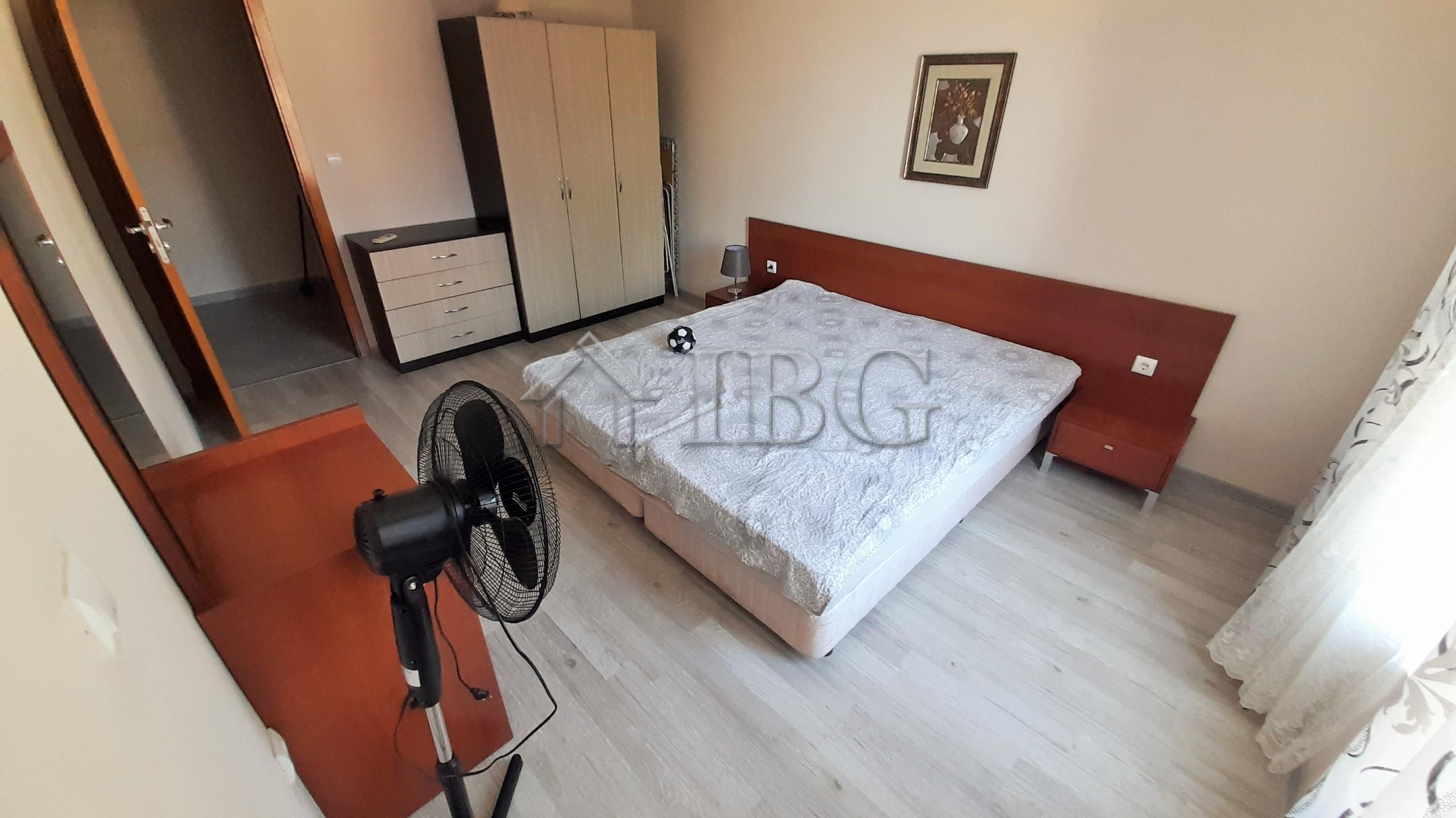Renovated One-Bedroom Apartment with Pool View in Sea Grace Complex, Sunny Beach — photo 10 of 11