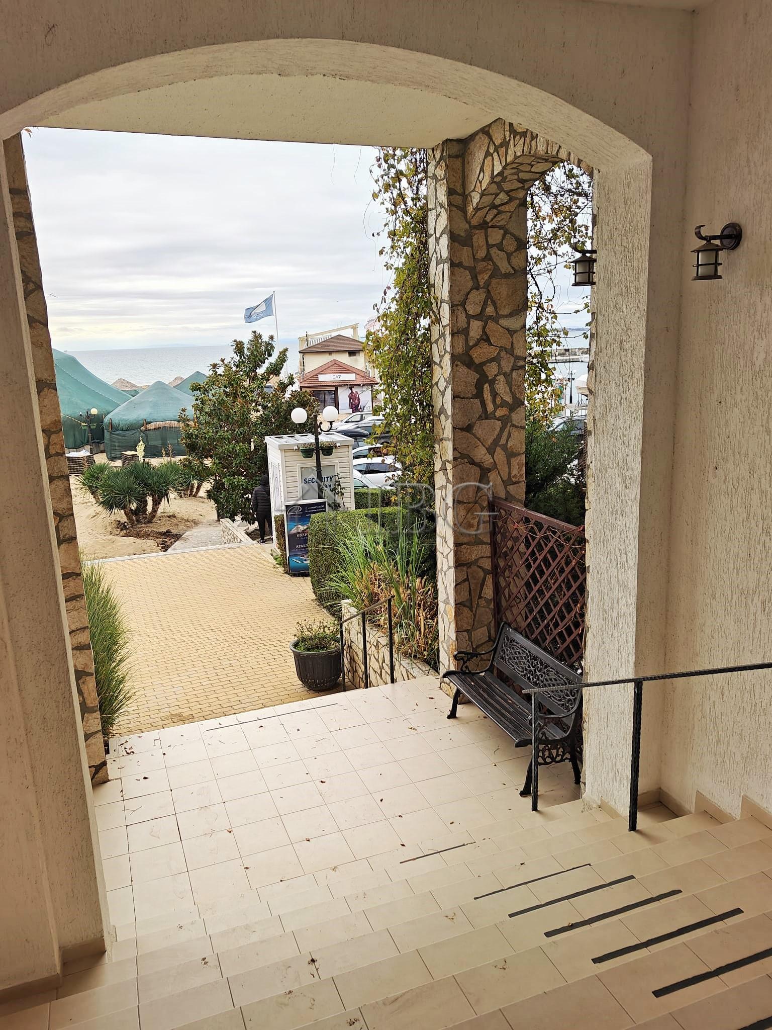 Excellent Studio Apartment with separate kitchen and balcony Arena 1, Sveti Vlas - First Line to the Sea — photo 19 of 20