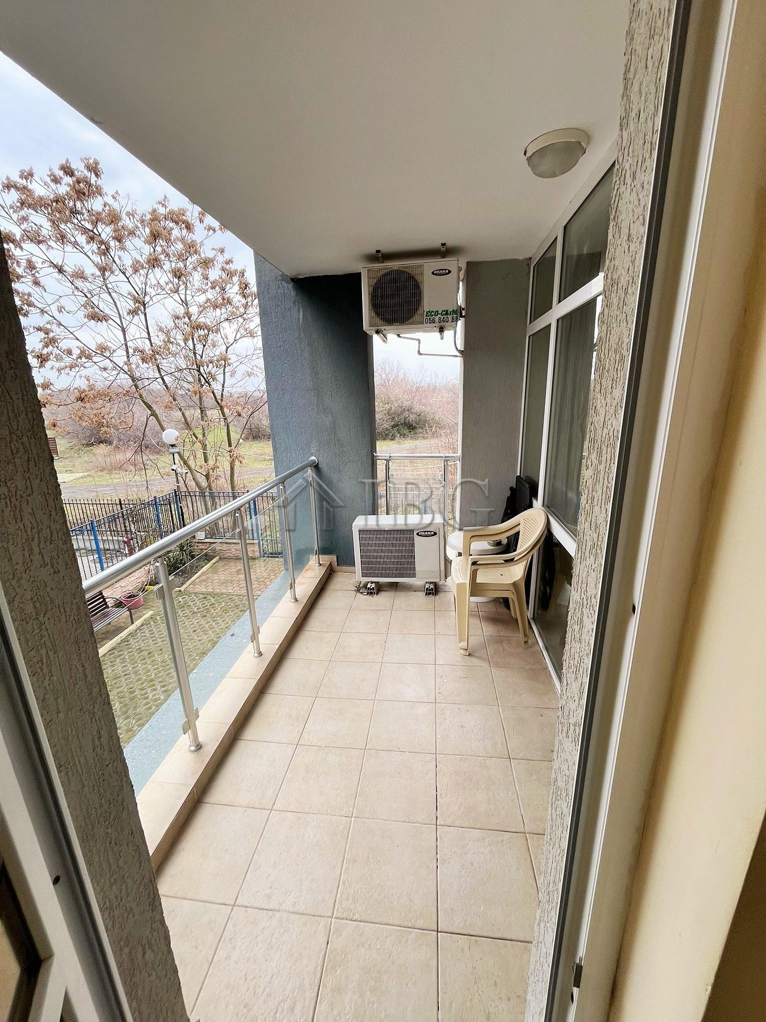 Furnished 1-bedroom apartment near Cacao Beach in Sun City 3, Sunny Beach — photo 2