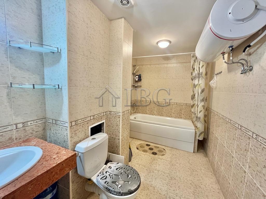 Absolute First Line - Beachfront Home on the Sand, Summer Building, Sunny Beach — photo 15 of 19