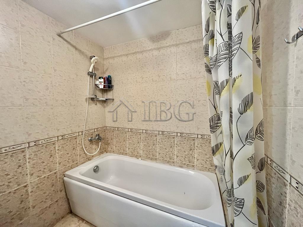 Absolute First Line - Beachfront Home on the Sand, Summer Building, Sunny Beach — photo 16 of 19