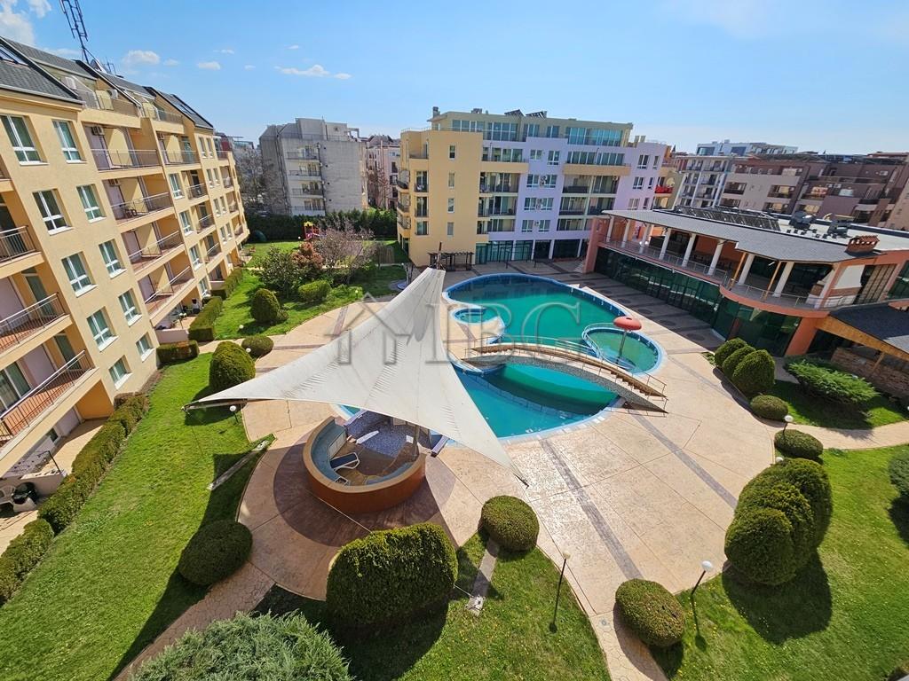 Big 42 sq. m. Studio with balcony and Pool View Pollo Resort, Sunny Beach — Sunny Beach