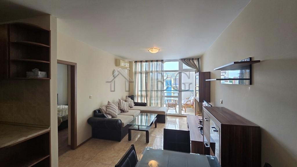 Spacious 2-Bedroom, 2-Bathroom Apartment with Pool View Elite 4, Sunny Beach — photo 2