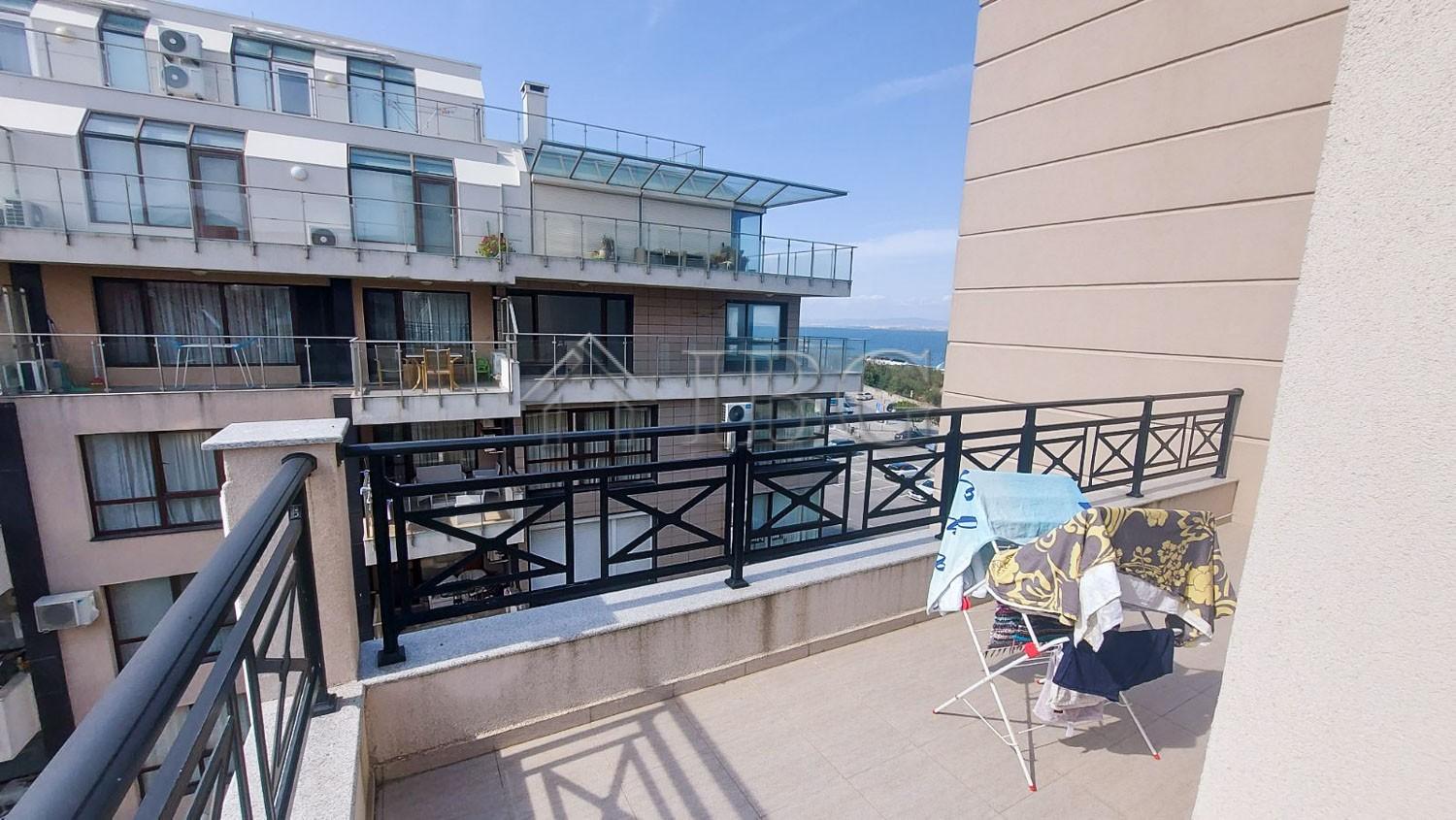 2-Bedroom Apartment with Sea View Golden Sea View, Pomorie — photo 13 of 25