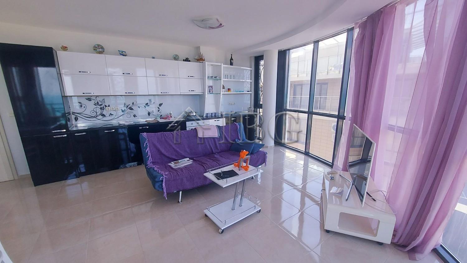 2-Bedroom Apartment with Sea View Golden Sea View, Pomorie — photo 5 of 25