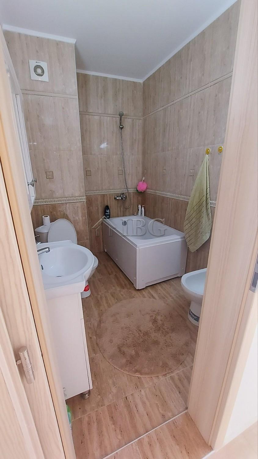 2-Bedroom Apartment with Sea View Golden Sea View, Pomorie — photo 7 of 25