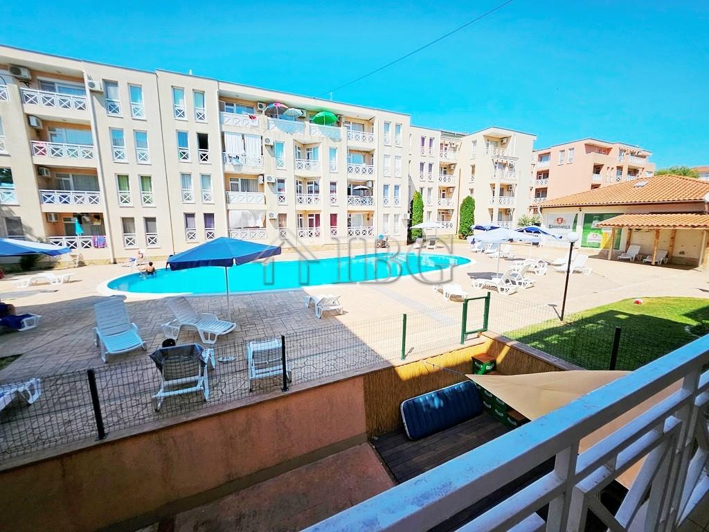 Bright Studio with Balcony & Pool View Sunny Day 6, Sunny Beach — 