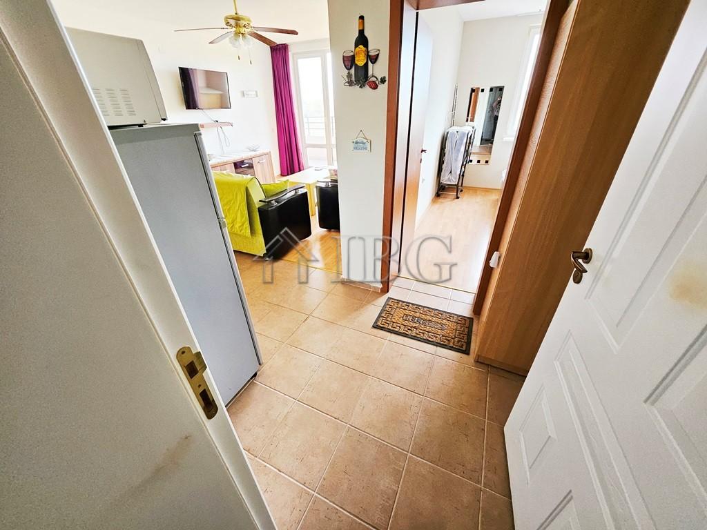 Ready-to-Move 2-Bedroom Apartment Holiday Fort Golf Club, Sunny Beach — photo 18 of 25