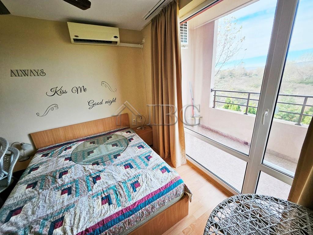 Ready-to-Move 2-Bedroom Apartment Holiday Fort Golf Club, Sunny Beach — photo 13 of 25