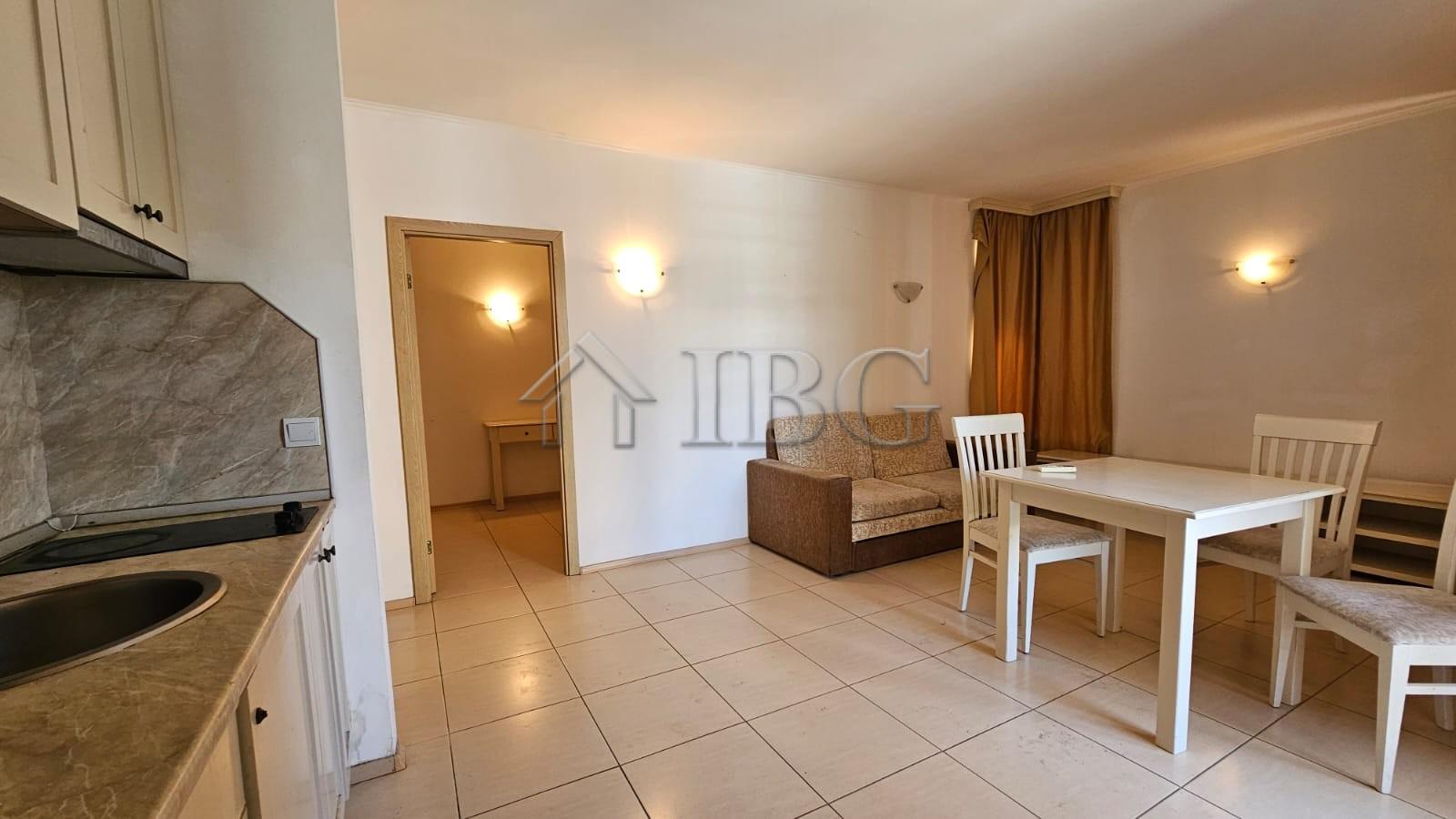 Apartments with No Maintenance Fee Tria Apartments, Sunny Beach — photo 22 of 24