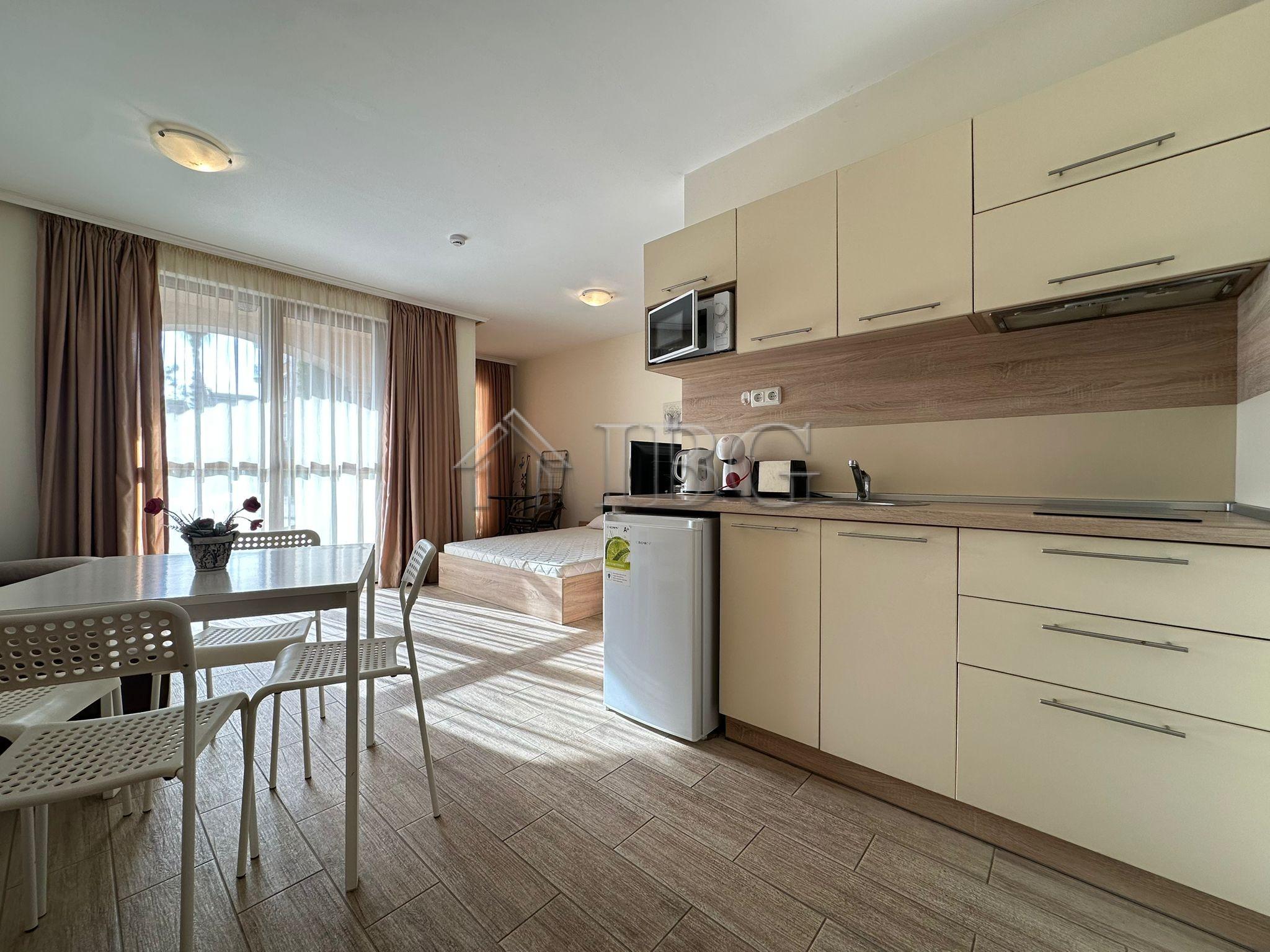 Studio with Direct Pool Access in Cascadas Ravda 350 m from the Sea — photo 7 of 17