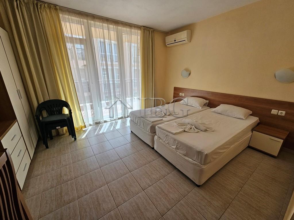 Furnished 42 sq. m. Studio with balcony Pollo Resort, Sunny Beach — photo 15 of 16