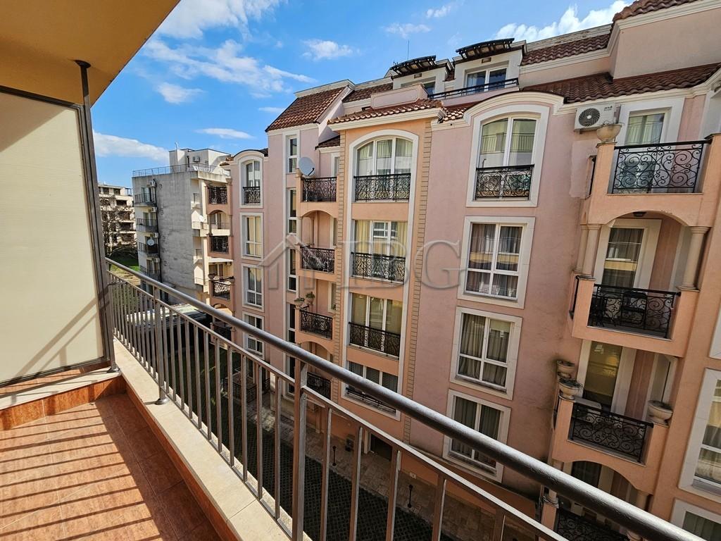 Furnished 42 sq. m. Studio with balcony Pollo Resort, Sunny Beach — photo 12 of 16