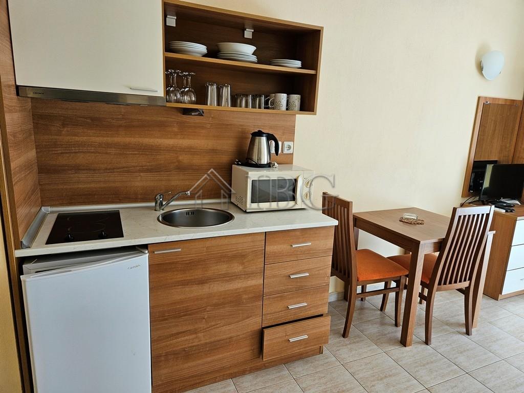 Furnished 42 sq. m. Studio with balcony Pollo Resort, Sunny Beach — photo 9 of 16
