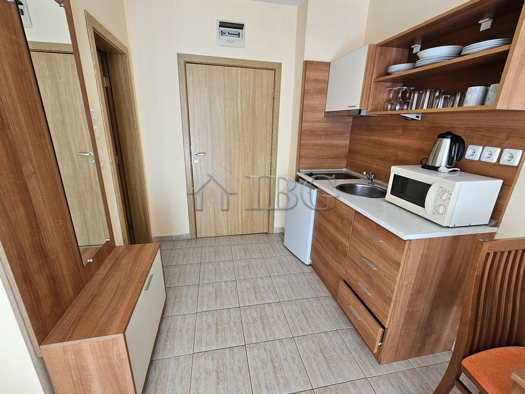 Furnished 42 sq. m. Studio with balcony Pollo Resort, Sunny Beach — photo 8 of 16