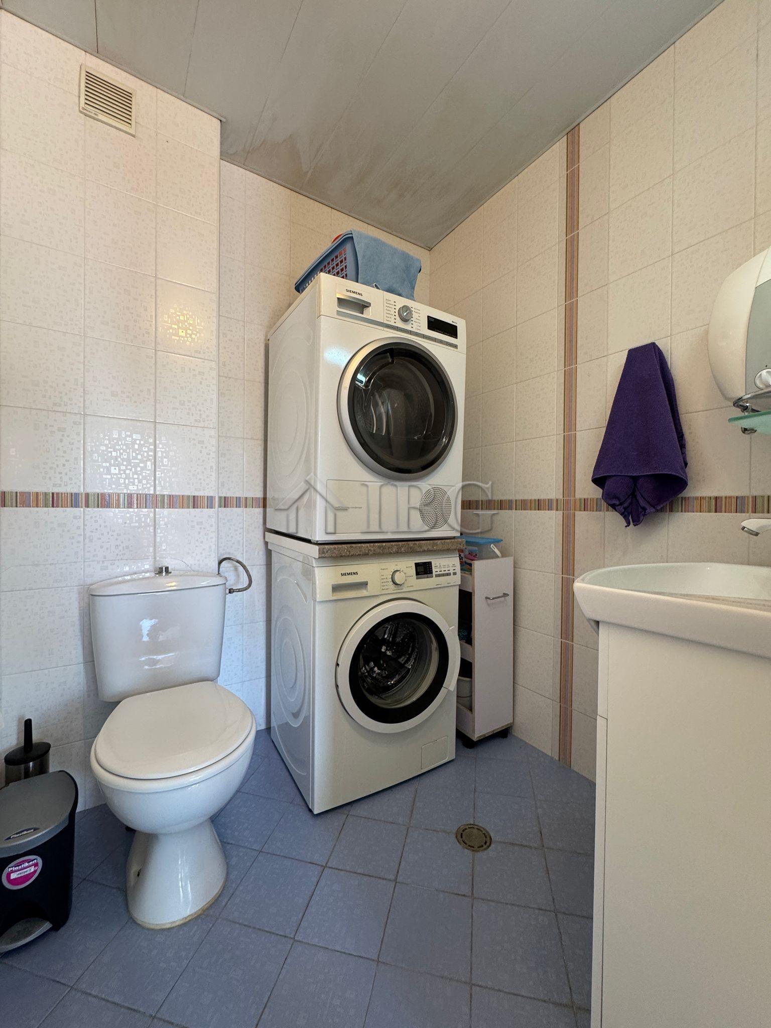 Spacious Two-Storey House in the Center of Kosharitsa - 6 km from the Sea — photo 20 of 25