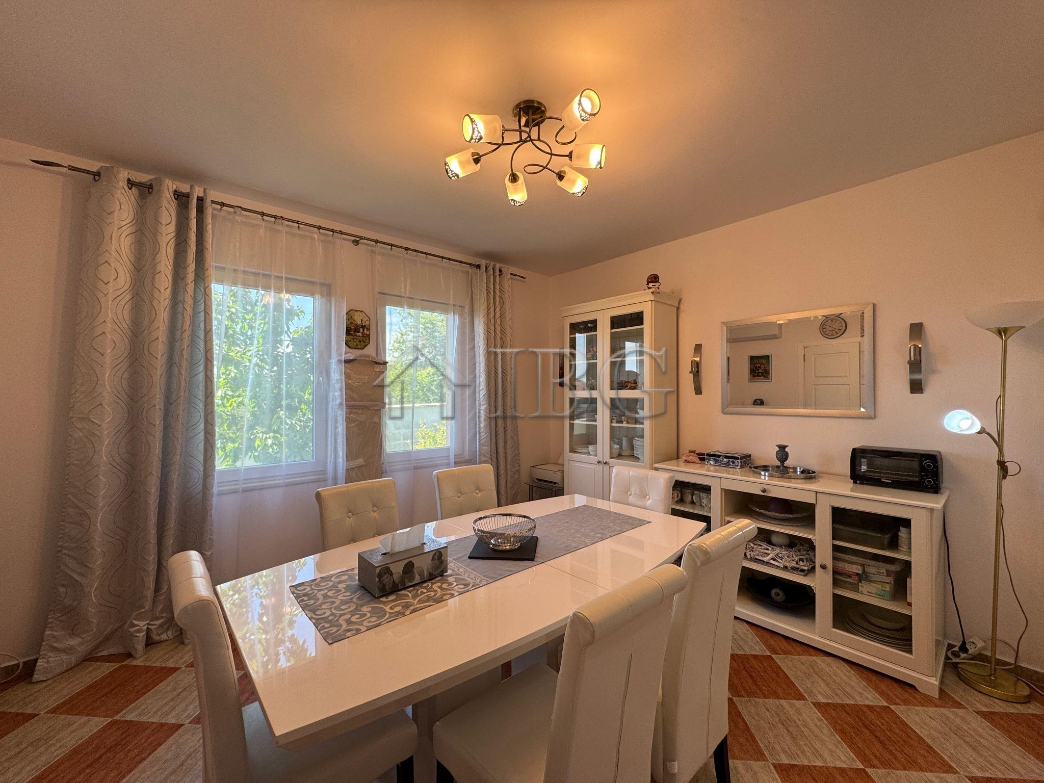Spacious Two-Storey House in the Center of Kosharitsa - 6 km from the Sea — photo 12 of 25