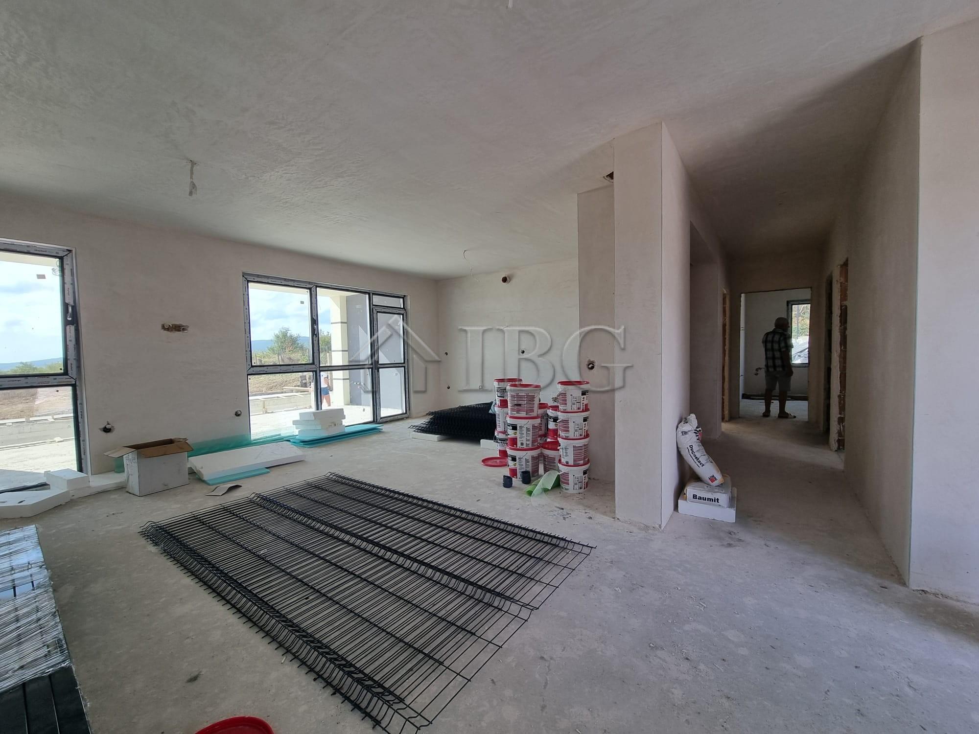 House with Pool and Sea View in Banya Village, Burgas Region — photo 10 of 25