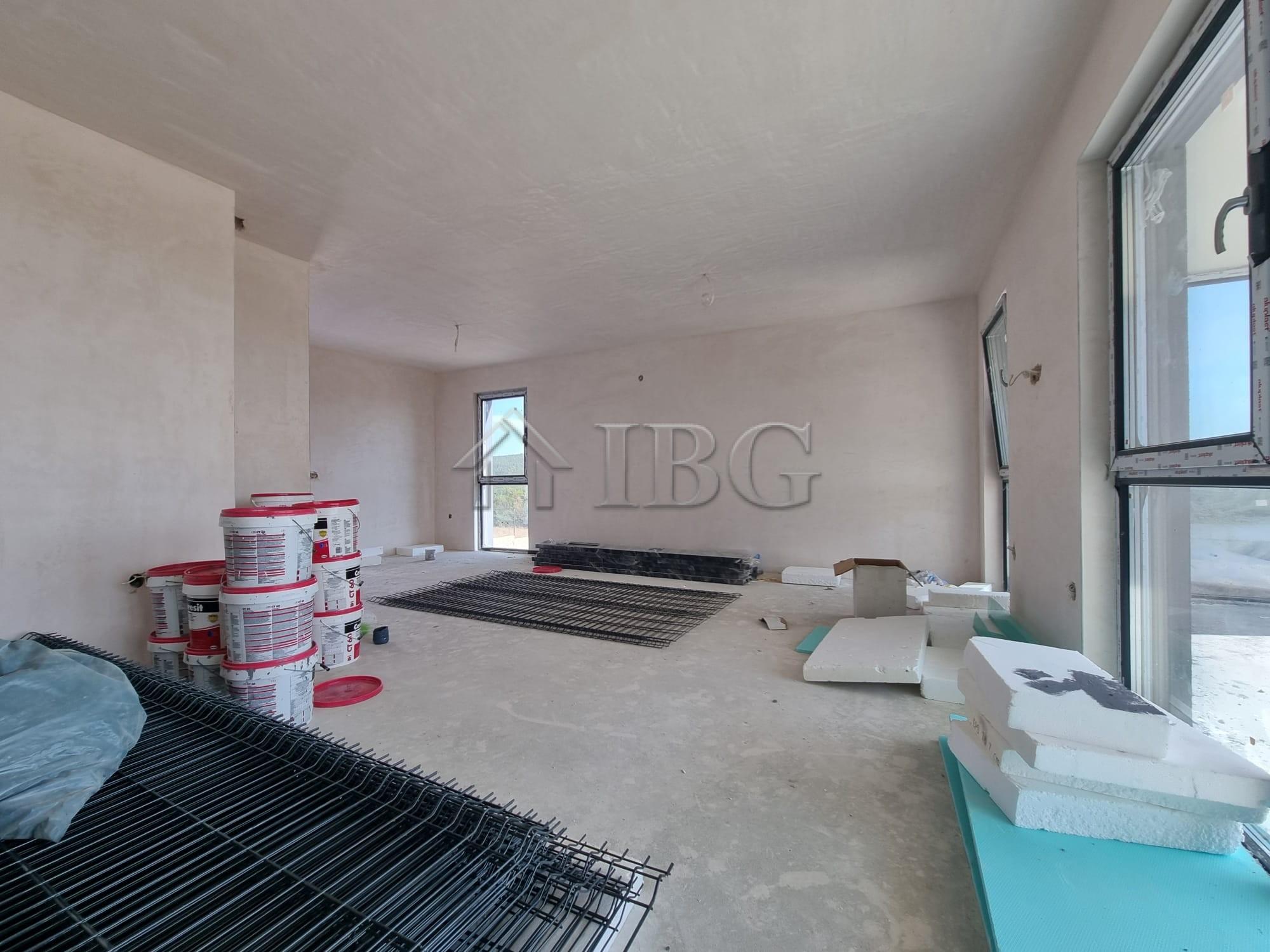 House with Pool and Sea View in Banya Village, Burgas Region — photo 11 of 25