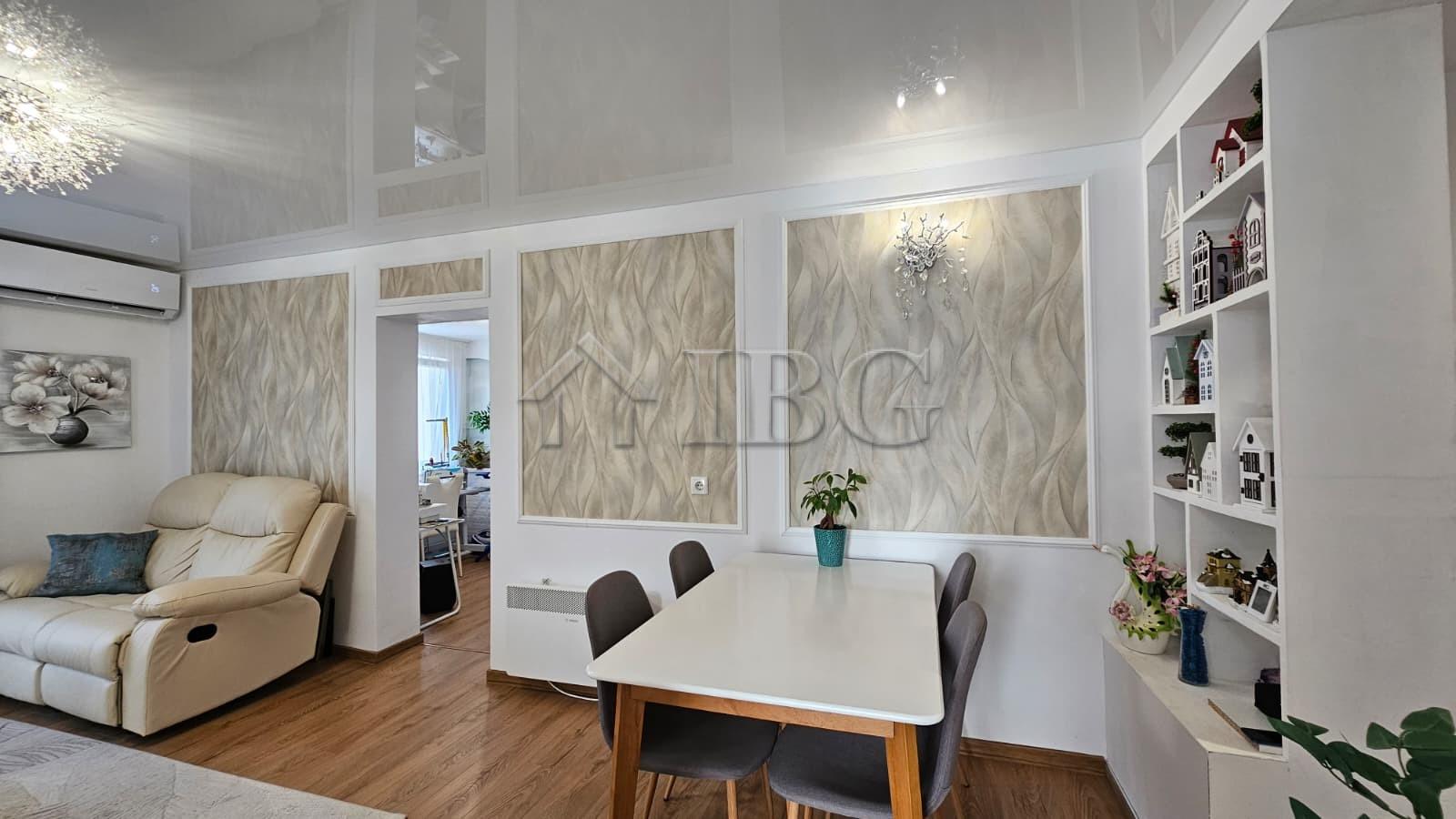 Excellent Renovated Detached House with 2 bedrooms Kosharitsa, near Sunny Beach — photo 11 of 25
